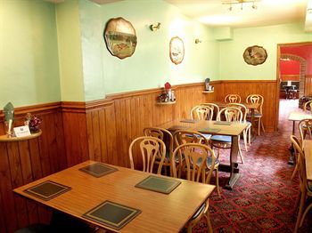 Victoria Inn 앨스턴 외부 사진
